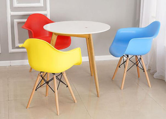 Versatile Accent Ergonomic Dining Room Chairs , Plastic Chairs With Wooden Legs