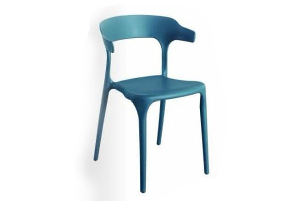 Kursi Makan Luar Ruang Plastik Biru Klasik Stackable Modern