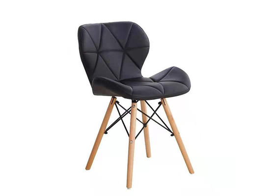 Leisure Hotel Gaya Cina Hitam Ergonomis Kursi Makan Kayu Nordic Dengan Kaki Kayu Beech Solid